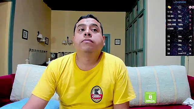 brad_latino Webcam Show