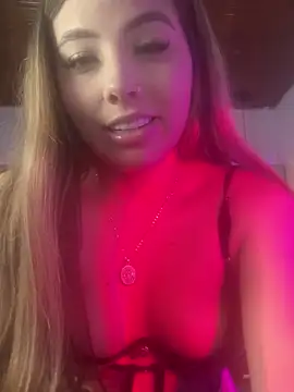 Chatroom XXX en direct de Miah_Stewart