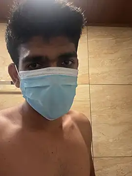 BadBoyTom78 élő XXX-chatje