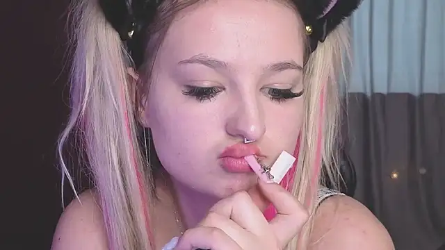 Banana_Bowl Live XXX-Chat