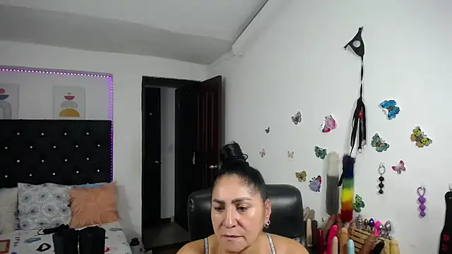 Czat XXX na żywo – mature_bigboobs10