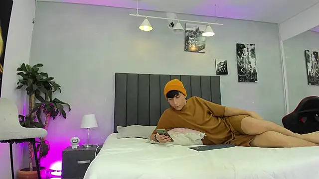 Raphael_Nyon's Webcam Show