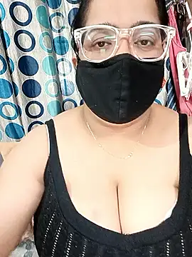 GangbangCouple Adlı Modelin Canlı XXX Sohbeti