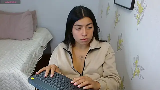 Chat XXX Live Laia_white