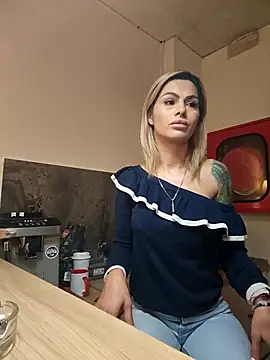 TiffanyMaze Chat XXX in diretta