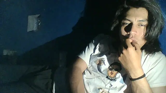 AlexAlejandro13 Chat XXX live