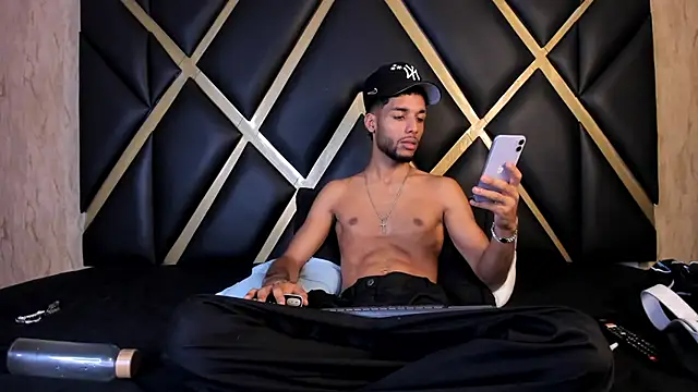 Thiagoferretin Live XXX chat