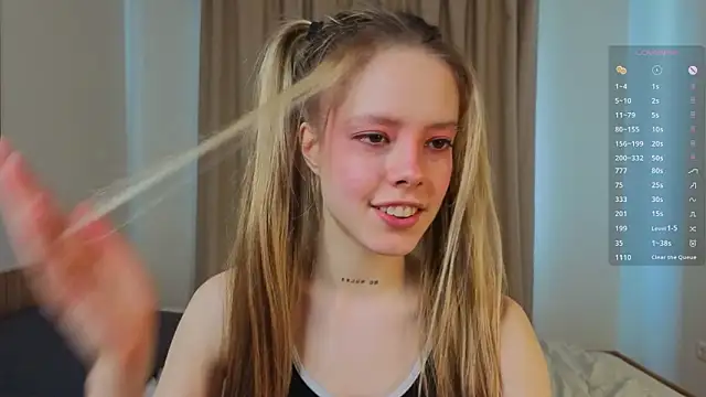 TiffinyMergist 网络视讯表演