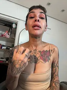 Chat +18 de Nikatsu ao vivo