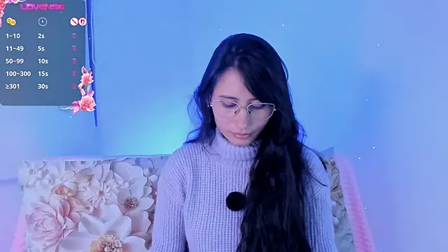 XXX chat uživo modela NayeCloud