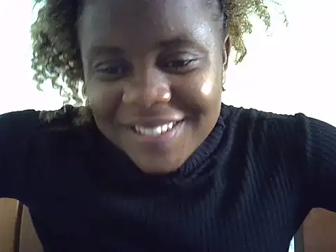 ebonyzoey – Naživo XXX chat