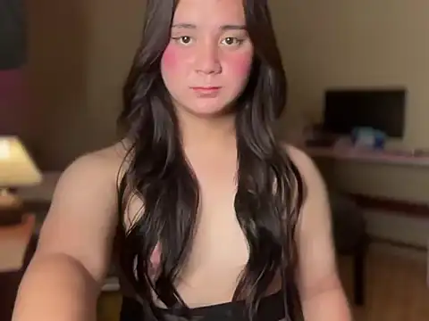 hotrerexxx 网络视讯表演