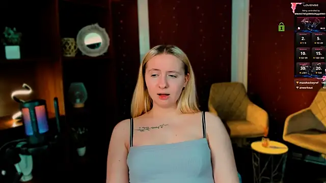 mila_glow1 即時 XXX 聊天