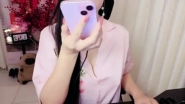 JENNIE-16 লাইভ XXX চ্যাট