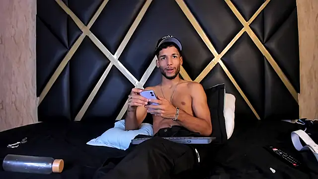 Thiagoferreti élő XXX-chatje