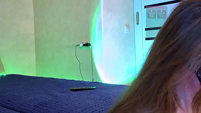 Roseaa élő XXX-chatje