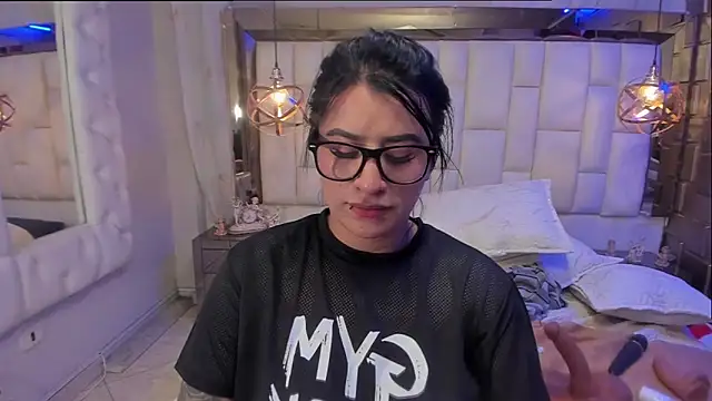 Nara_belen Chat XXX in diretta