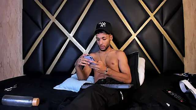 Thiagoferretin Live XXX chat