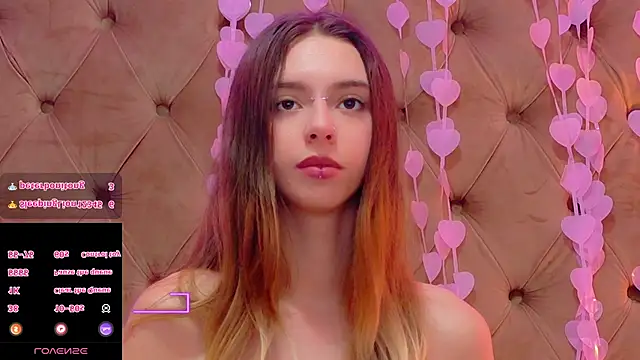 CoraVex's Live XXX Chat