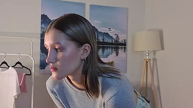 Онлайн чат XXX LeonorQuintana