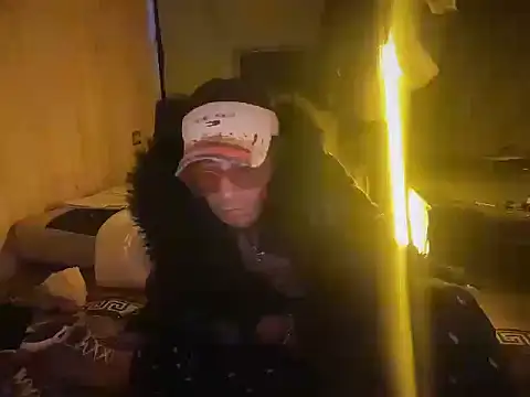 badboy366: онлайн-секс-чат