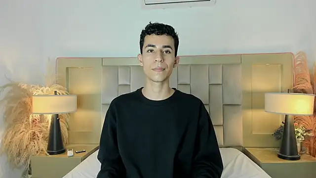 Chat XXX ao vivo de Zahir_Ashar