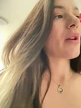 HotXMom_ 即時 XXX 聊天