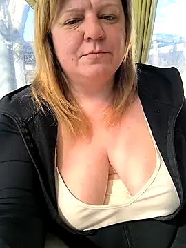 jusichka Live XXX Chat