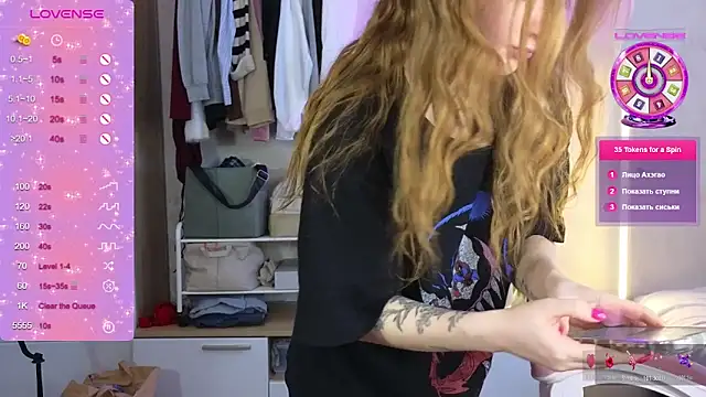 TrissMerigold9 即時 XXX 聊天