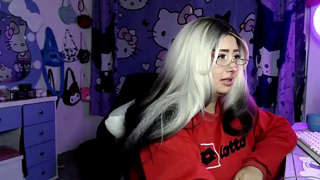 lussyevans24 Chat XXX in diretta