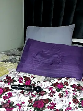 Sidechick_420 লাইভ XXX চ্যাট