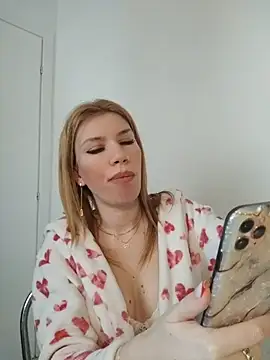 EvyLure 即時 XXX 聊天