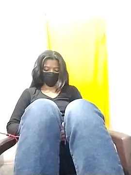 Cute-Naavya 即時 XXX 聊天