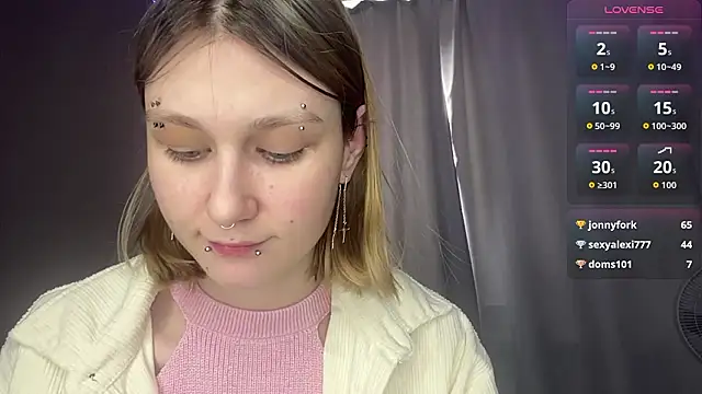 MoiraHavins' Live XXX Chat