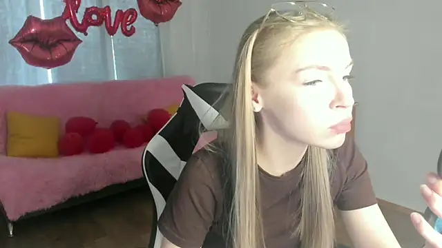 Czat XXX na żywo – HitGyrl