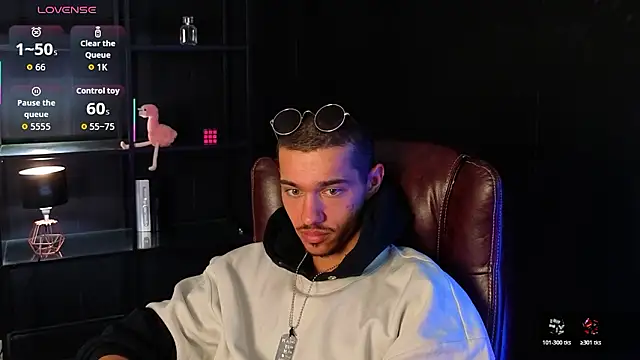 KaydenDrewn Webbikameraesitys