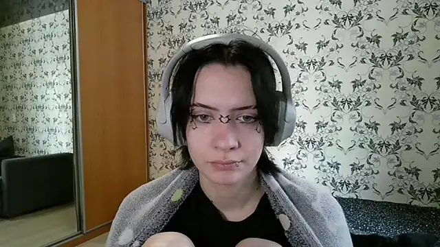 LxayBloom's Live XXX Chat