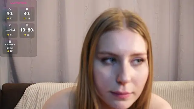 CharityKhamo 即時 XXX 聊天