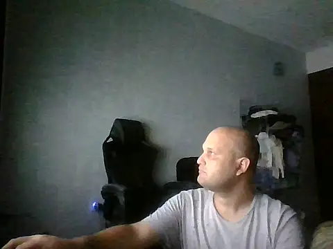 Heavy_RebellxX Adlı Modelin Canlı XXX Sohbeti