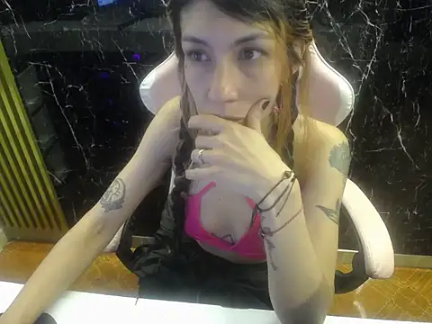 ReginaKor 即時 XXX 聊天