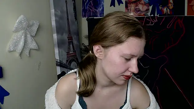 StellaCRL's Live XXX Chat