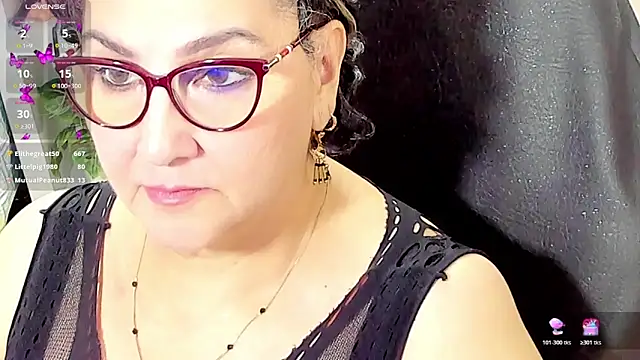 cataleya_mom Show in webcam