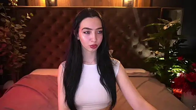 WildKittenX_のライブXXXチャット