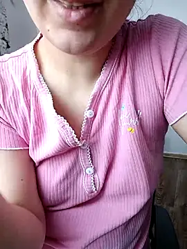 Emi_hot1のライブXXXチャット