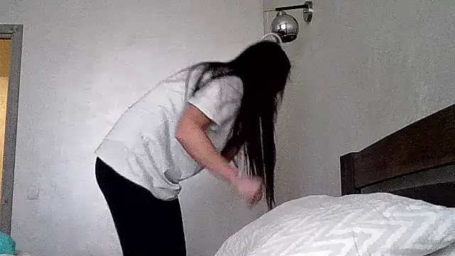 JulianaGold1 现场XXX聊天