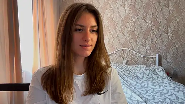 miainheat: онлайн-секс-чат