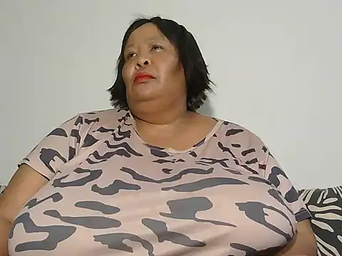 nancy111 即時 XXX 聊天