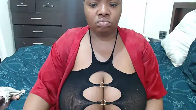 VoluptuousXX5 Chat XXX in diretta