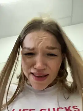 StreetSquirt Show in webcam