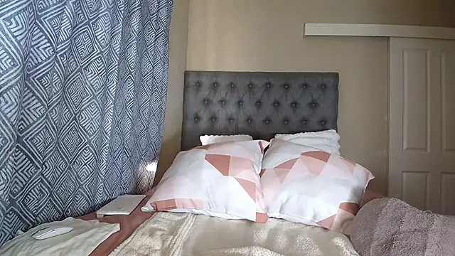 nanababe1 live XXX chat